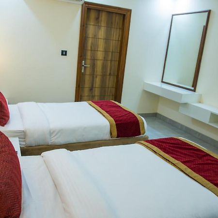 Hotel Royal 9 Meerut Luaran gambar